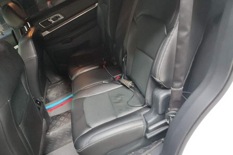 Used Ford Explorer 2017 2.3T Elite Edition Left Rear Seat