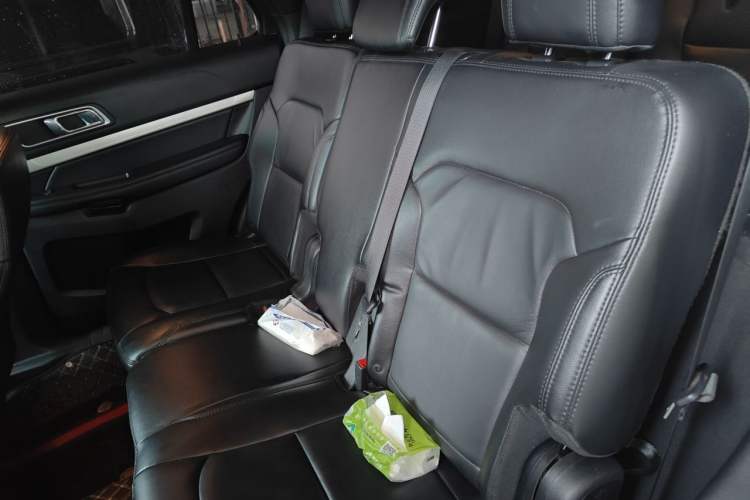 Used Ford Explorer 2017 2.3T Fashion Edition Left Rear Seat