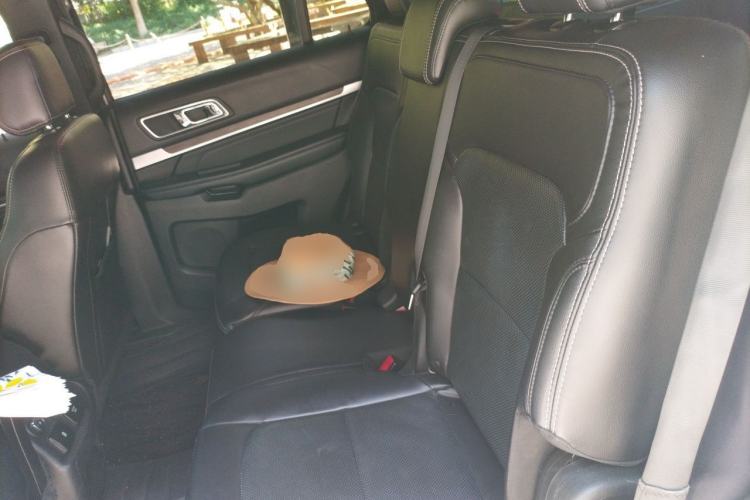 Used Ford Explorer 2017 2.3T Elite Edition Left Rear Seat