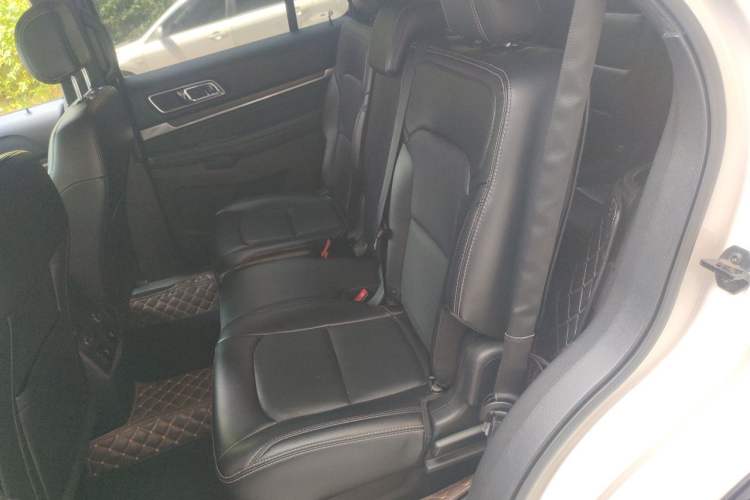 Used Ford Explorer  Left Rear Seat
