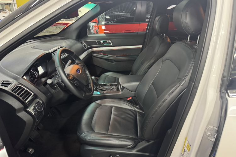 Used Ford Explorer 2017 2.3T Fashion Edition Left Rear Seat