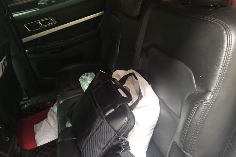 Used Ford Explorer 2017 2.3T Fashion Edition Left Rear Seat