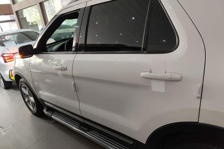 Used Ford Explorer 2017 2.3T Fashion Edition Left Side