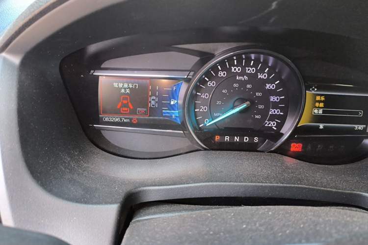 Used Ford Explorer 2017 2.3T Elite Edition Odometer Close Up