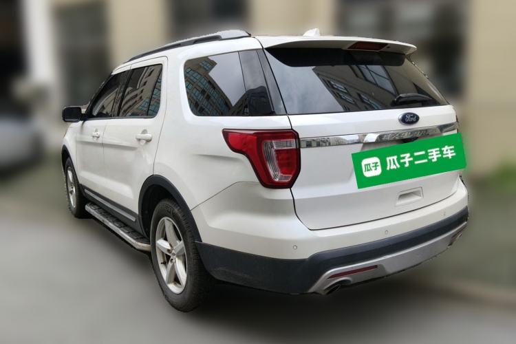 Used Ford Explorer 2017 2.3T Fashion Edition Rear Left 45 Deg