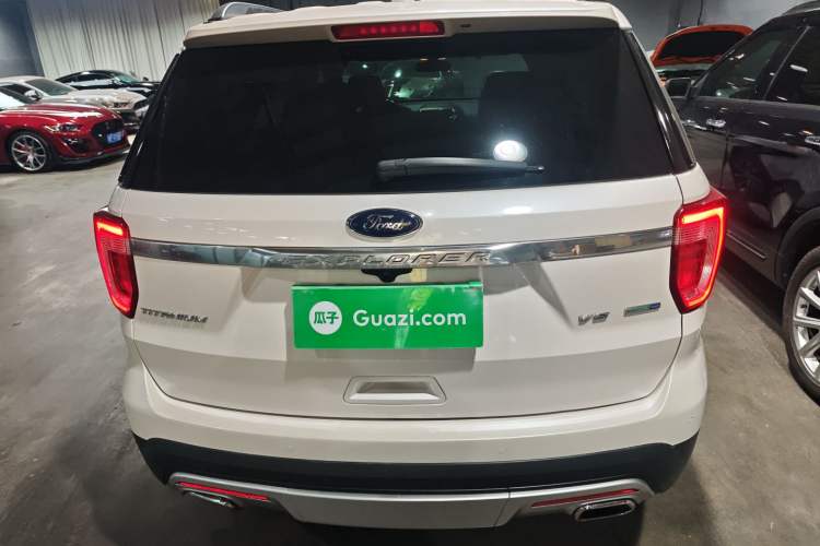 Used Ford Explorer 2017 3.5T Platinum Edition Rear