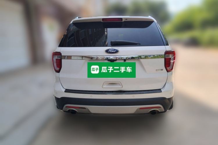 Used Ford Explorer  Rear