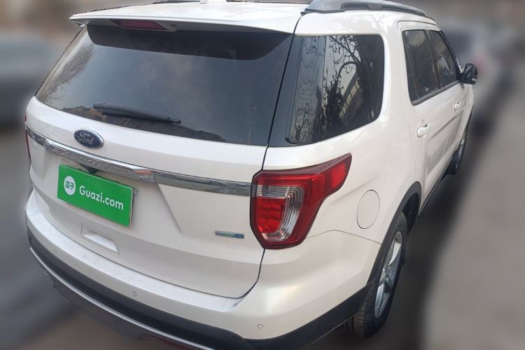 Used Ford Explorer 2017 2.3T Fashion Edition Rear Right 45 Deg