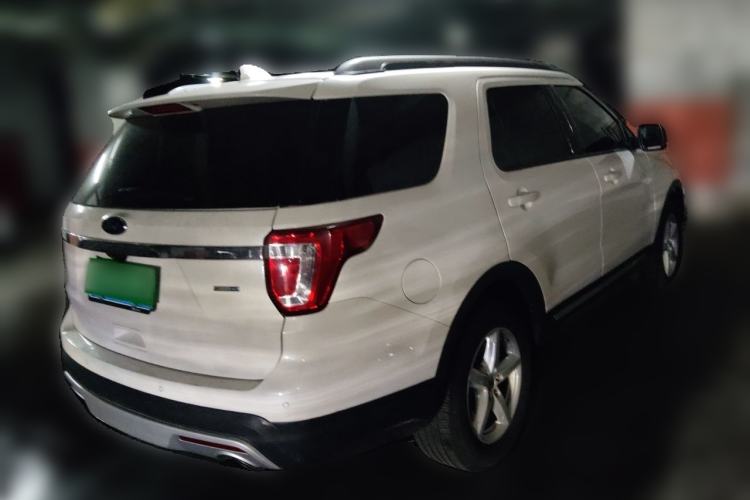 Used Ford Explorer 2017 2.3T Fashion Edition Rear Right 45 Deg