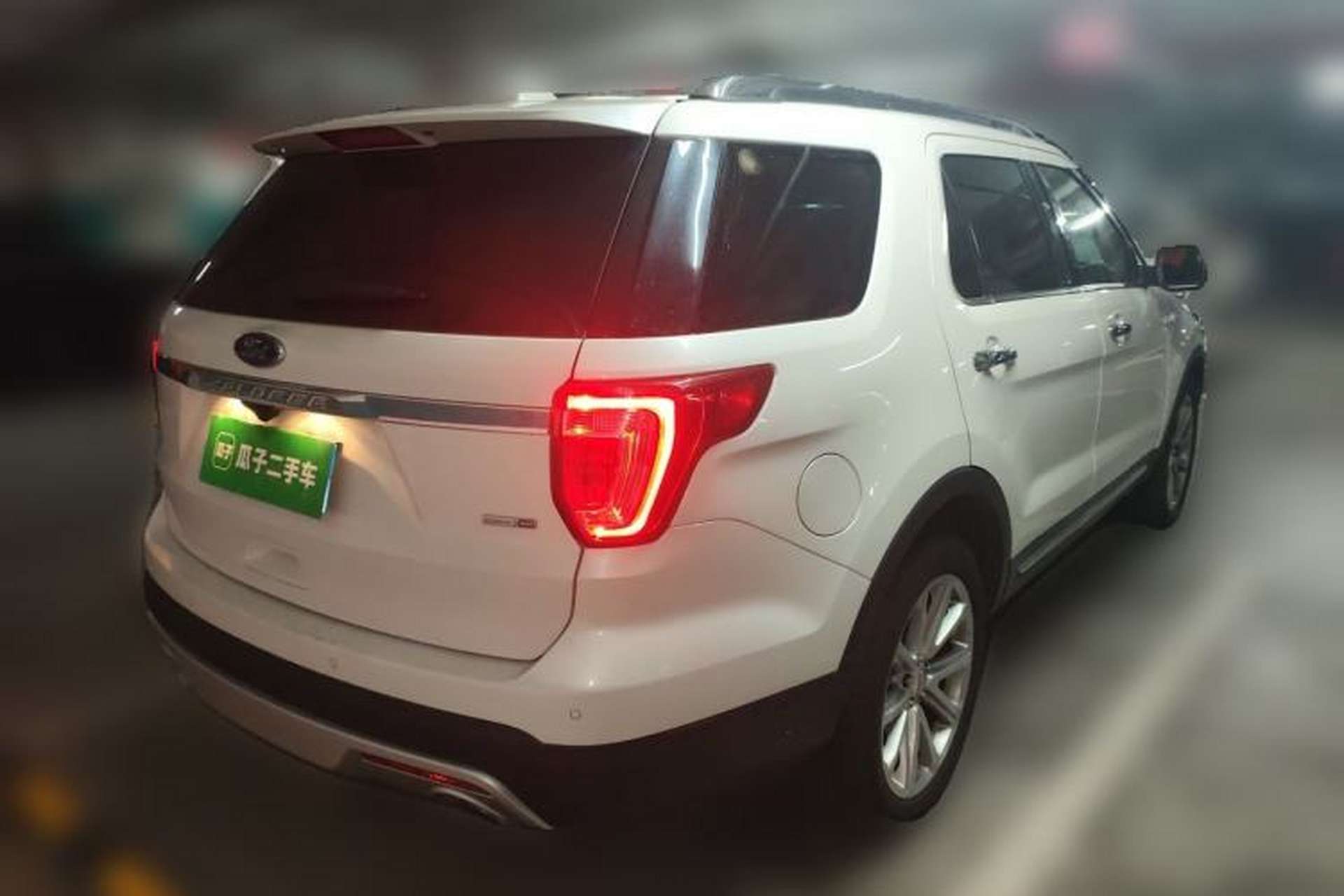 Used Ford Explorer 2017 2.3T Elite Edition Rear Right 45 Deg