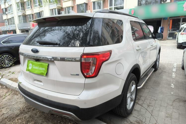Used Ford Explorer 2017 2.3T Fashion Edition Rear Right 45 Deg