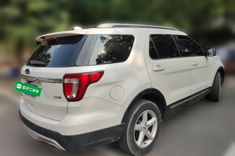 Used Ford Explorer 2017 2.3T Fashion Edition Rear Right 45 Deg