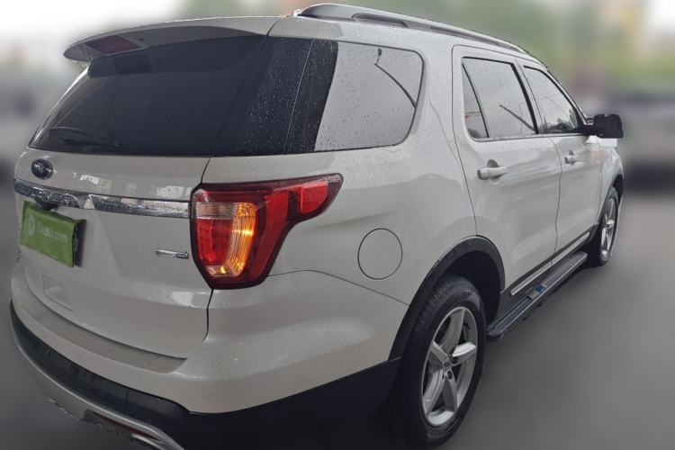 Used Ford Explorer 2017 2.3T Fashion Edition Rear Right 45 Deg