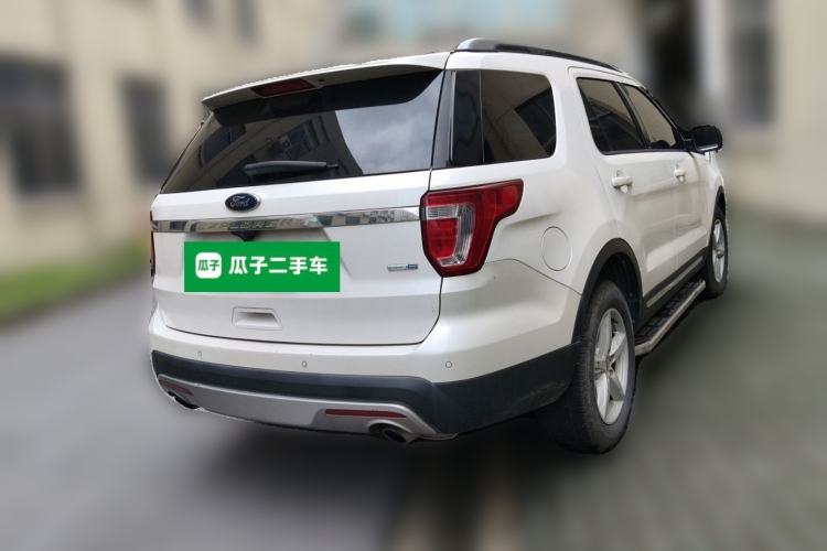 Used Ford Explorer 2017 2.3T Fashion Edition Rear Right 45 Deg