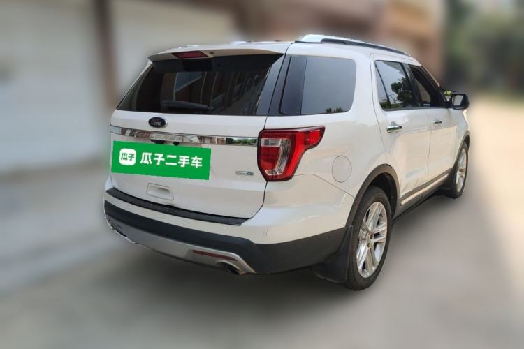 Used Ford Explorer  Rear Right 45 Deg