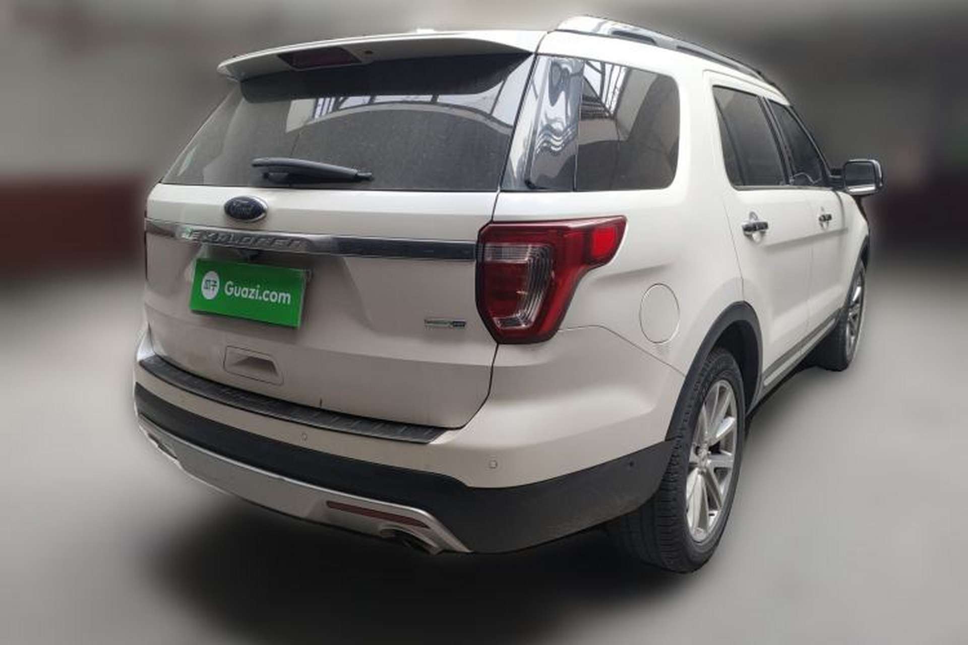 Used Ford Explorer 2017 2.3T Elite Edition Rear Right 45 Deg