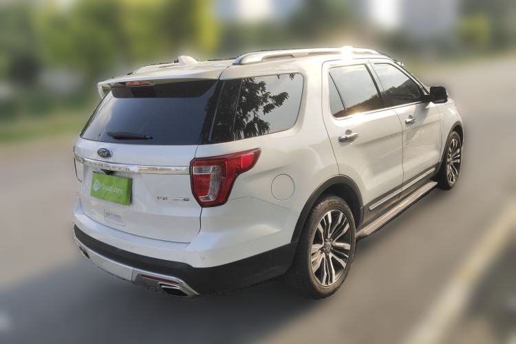 Used Ford Explorer 2017 3.5T Platinum Edition Rear Right 45 Deg