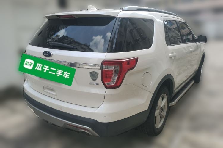 Used Ford Explorer 2017 2.3T Fashion Edition Rear Right 45 Deg