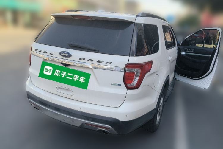 Used Ford Explorer 2017 2.3T Fashion Edition Rear Right 45 Deg