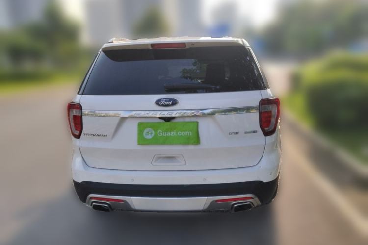Used Ford Explorer 2017 3.5T Platinum Edition Rear