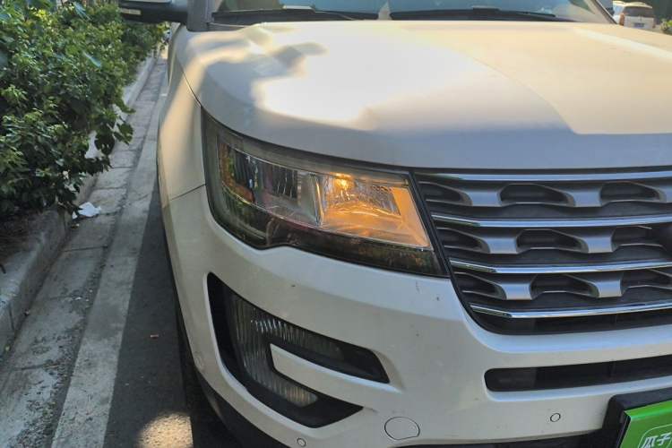 Used Ford Explorer 2017 2.3T Elite Edition Right Front Headlight