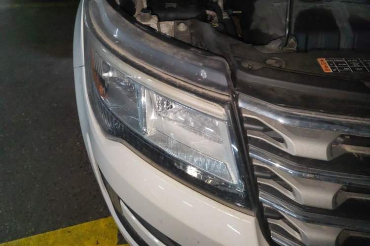 Used Ford Explorer 2017 2.3T Fashion Edition Right Front Headlight