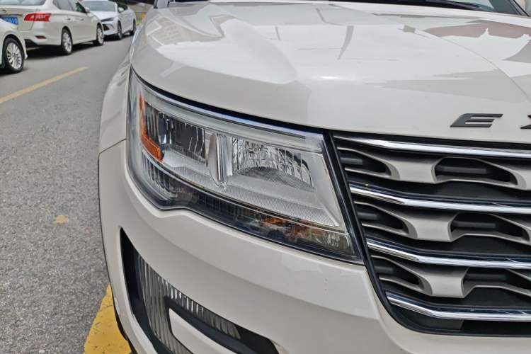 Used Ford Explorer 2017 2.3T Elite Edition Right Front Headlight