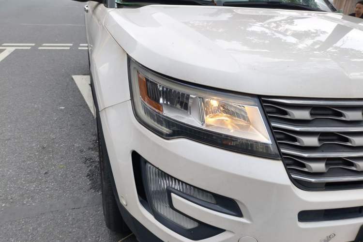 Used Ford Explorer 2017 2.3T Elite Edition Right Front Headlight