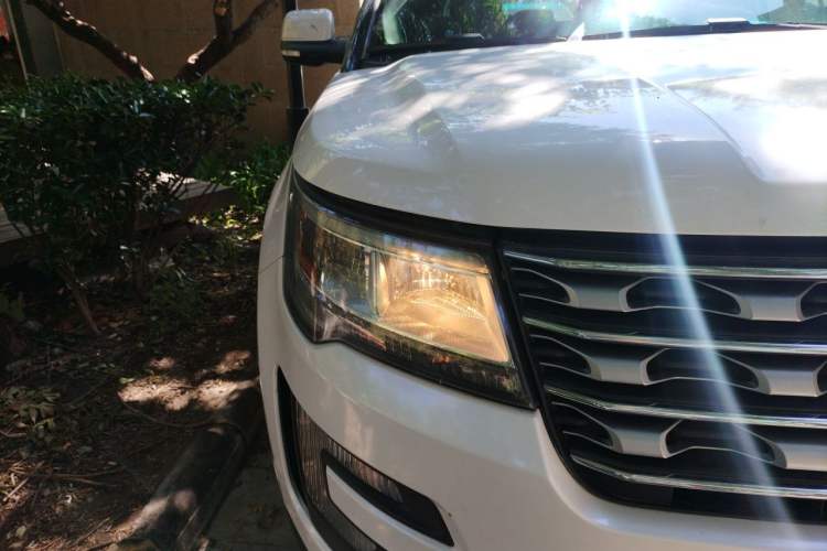 Used Ford Explorer 2017 2.3T Elite Edition Right Front Headlight