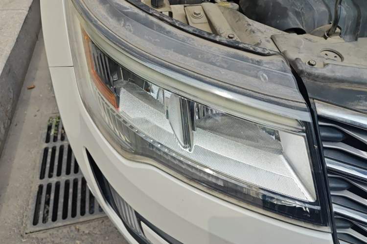 Used Ford Explorer 2017 2.3T Elite Edition Right Front Headlight