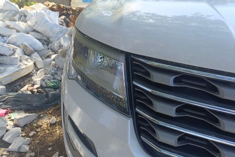 Used Ford Explorer 2017 2.3T Fashion Edition Right Front Headlight