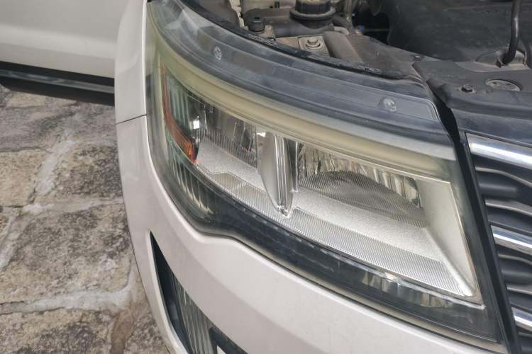 Used Ford Explorer 2017 2.3T Fashion Edition Right Front Headlight