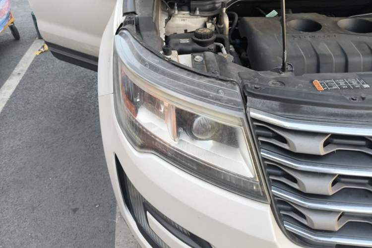 Used Ford Explorer 2017 2.3T Fashion Edition Right Front Headlight