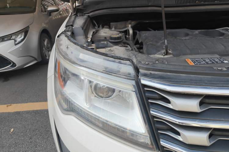 Used Ford Explorer 2017 2.3T Elite Edition Right Front Headlight