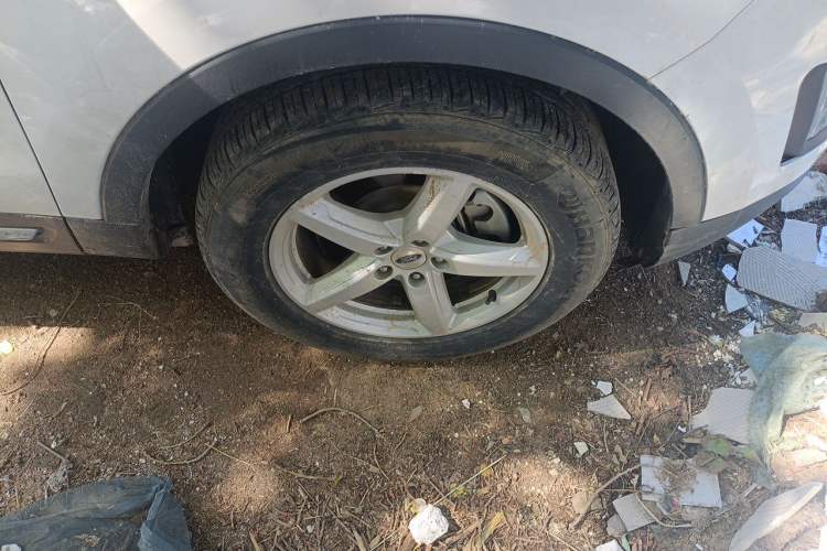 Used Ford Explorer 2017 2.3T Fashion Edition Right Front Wheel Hub