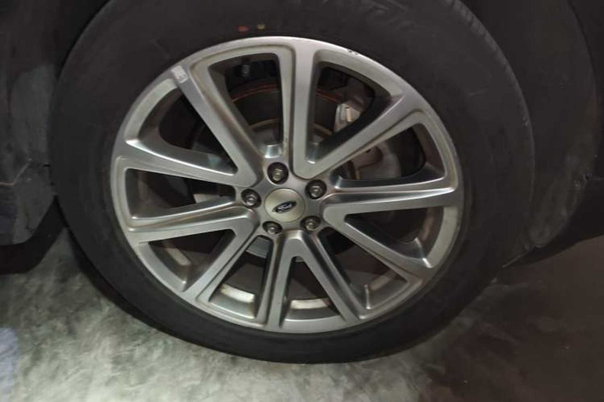 Used Ford Explorer 2017 2.3T Elite Edition Right Front Wheel Hub