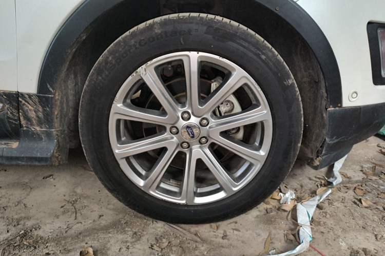Used Ford Explorer 2017 2.3T Elite Edition Right Front Wheel Hub