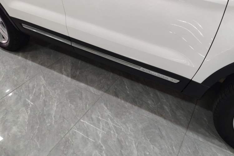 Used Ford Explorer 2017 2.3T Fashion Edition Right Side Sill