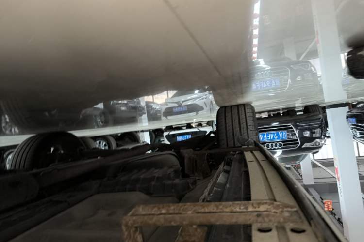 Used Ford Explorer 2017 2.3T Elite Edition Right Side Sill