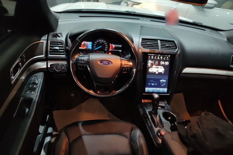 Used Ford Explorer 2017 2.3T Fashion Edition Steering Wheel