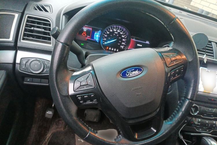 Used Ford Explorer 2017 2.3T Fashion Edition Steering Wheel