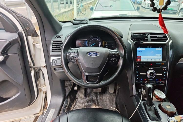 Used Ford Explorer 2017 2.3T Elite Edition Steering Wheel