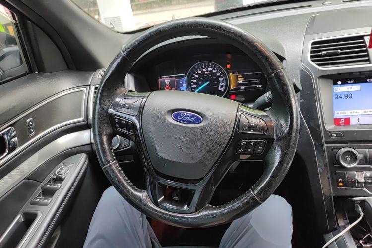 Used Ford Explorer 2017 2.3T Fashion Edition Steering Wheel