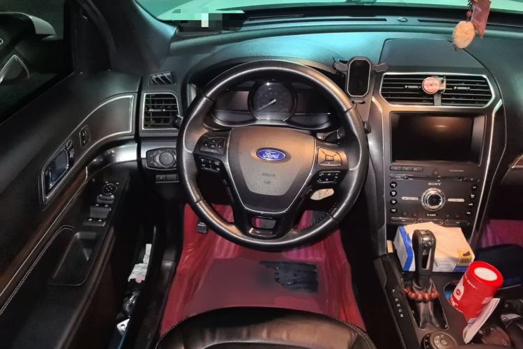 Used Ford Explorer 2017 3.5T Elite Edition Steering Wheel