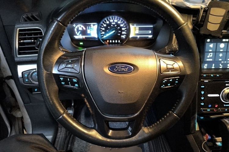 Used Ford Explorer 2017 2.3T Elite Edition Steering Wheel