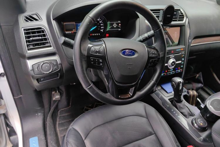 Used Ford Explorer 2017 2.3T Elite Edition Steering Wheel