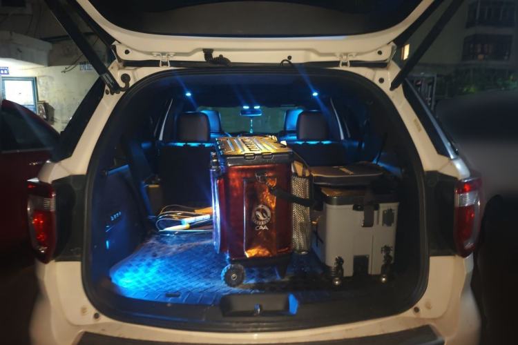 Used Ford Explorer 2017 3.5T Elite Edition Trunk