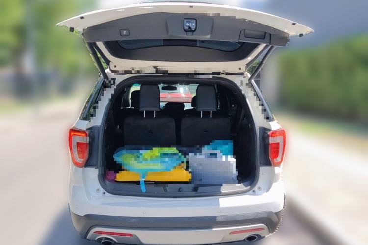 Used Ford Explorer 2017 2.3T Elite Edition Trunk