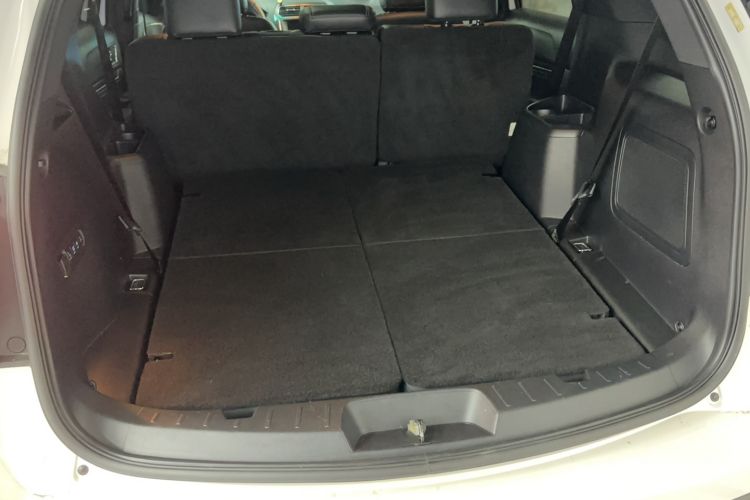 Used Ford Explorer 2017 2.3T Elite Edition Trunk