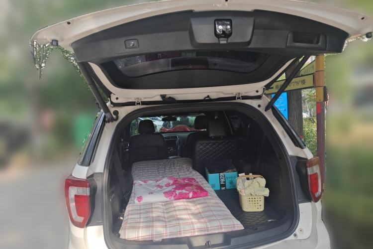 Used Ford Explorer 2017 3.5T Elite Edition Trunk